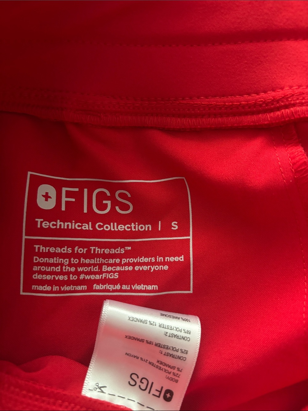 Figs Bright Red Women's Jogger Set - Picture 4 of 5